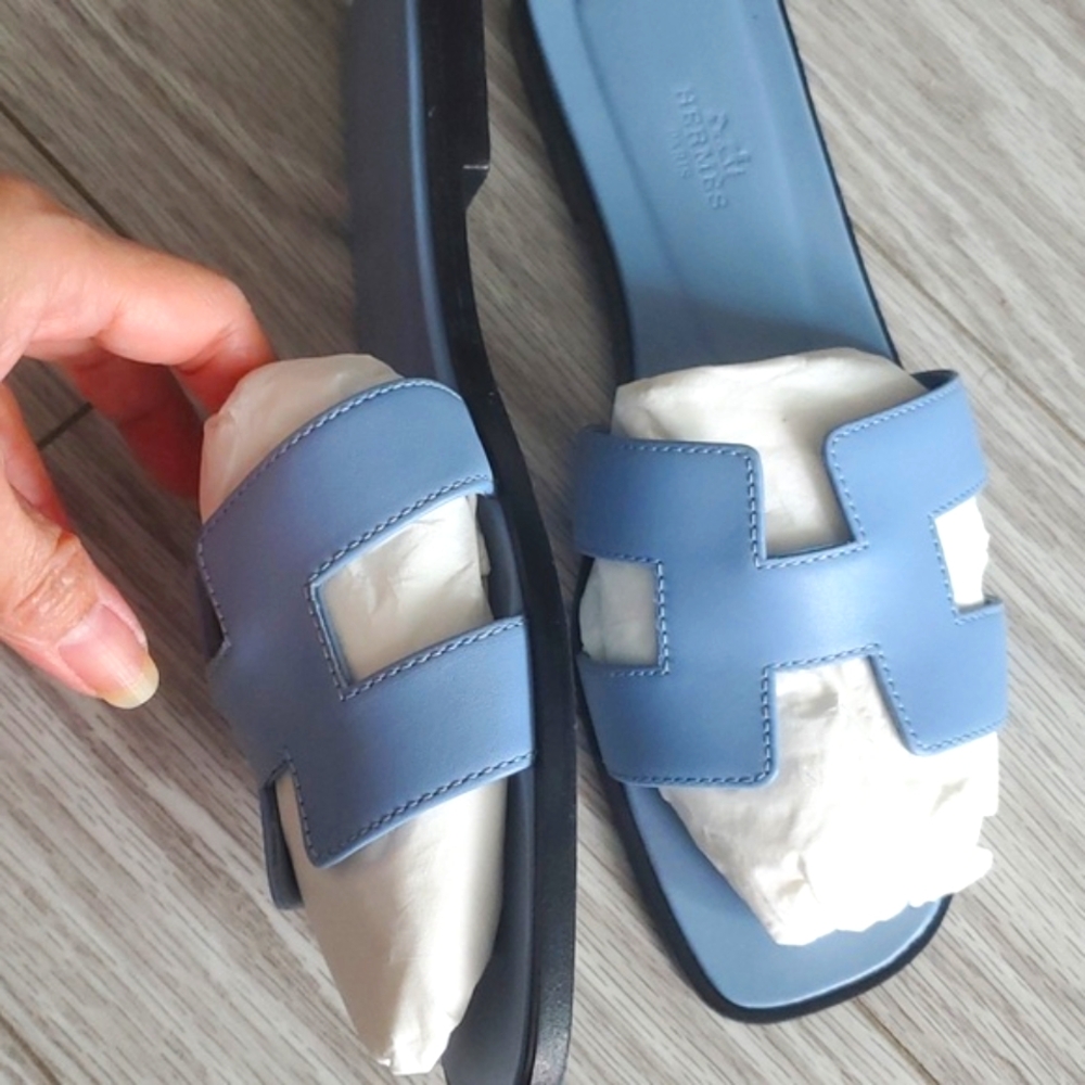 Hermes Oran Sandals - Picture 6 of 14